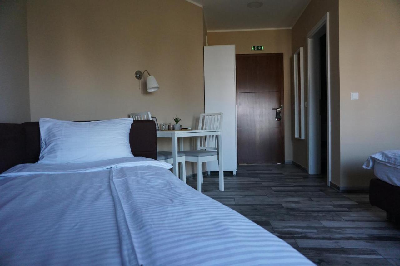 Guesthouse & Restaurant Tekovina สเมเดเรโว ภายนอก รูปภาพ