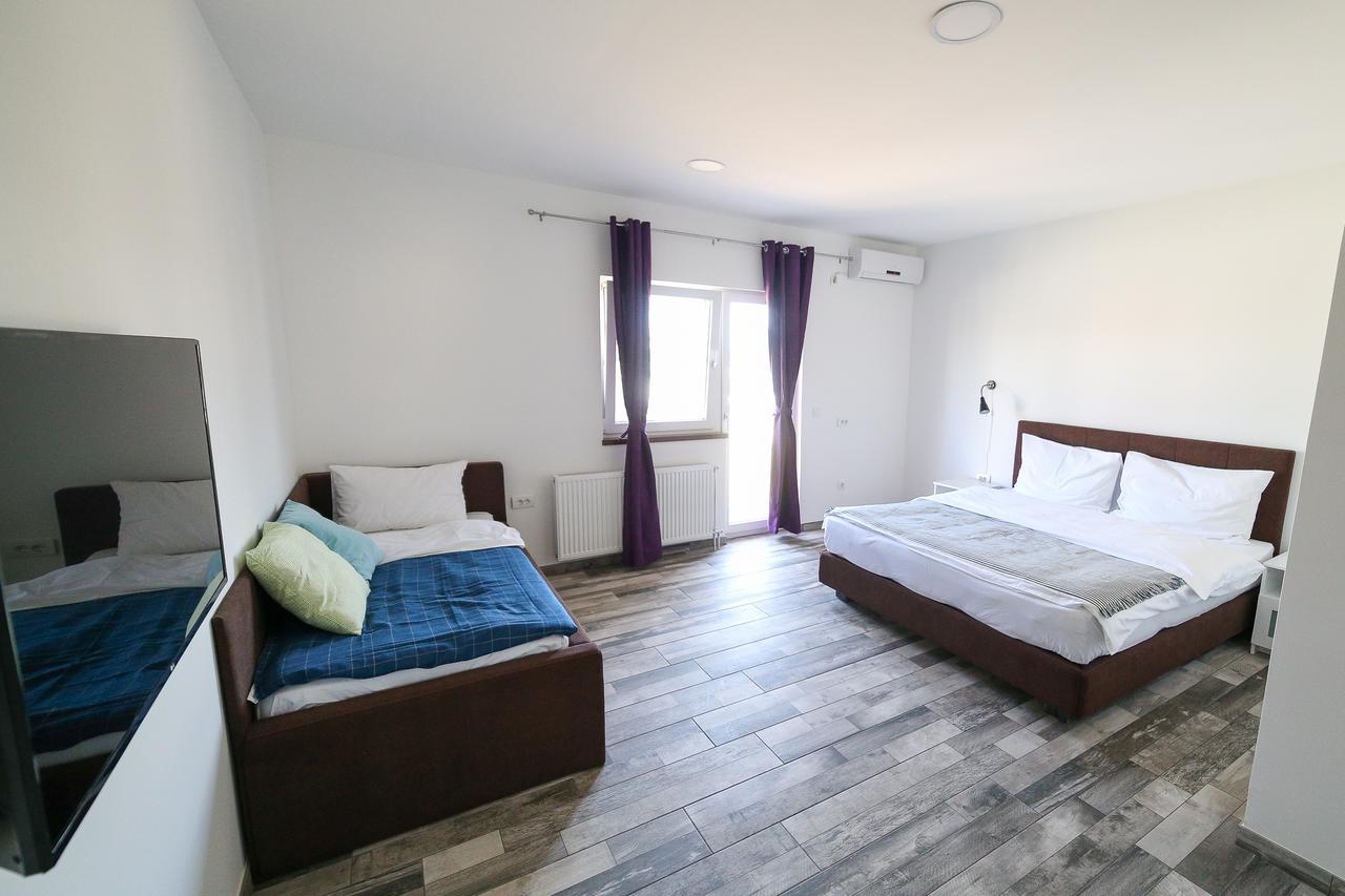 Guesthouse & Restaurant Tekovina สเมเดเรโว ภายนอก รูปภาพ